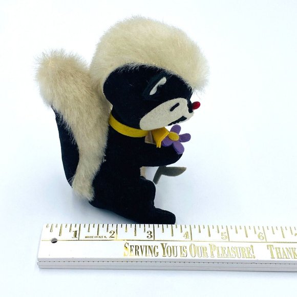 Rare Vintage Fun Farm Dream Pets Skunk Sniffer, Made in Japan, Purple Flower, 6" - Picture 13 of 16